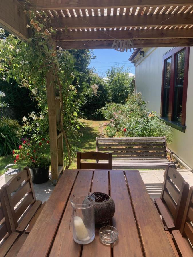 Villa In The Vines Martinborough Exterior photo