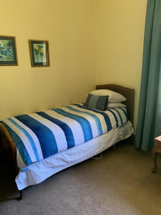 Villa In The Vines Martinborough Exterior photo