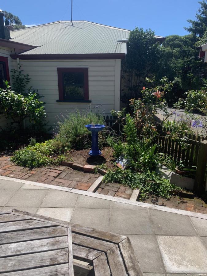 Villa In The Vines Martinborough Exterior photo